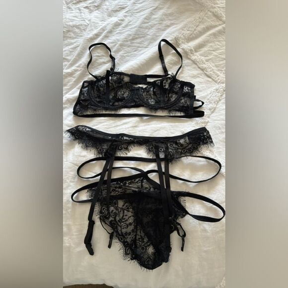 Macy's Other - Lingerie set